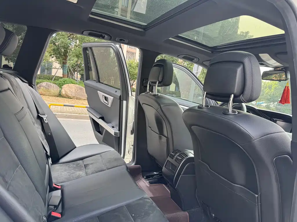 Mercedes-Benz GLK-Class — миниатюра 10