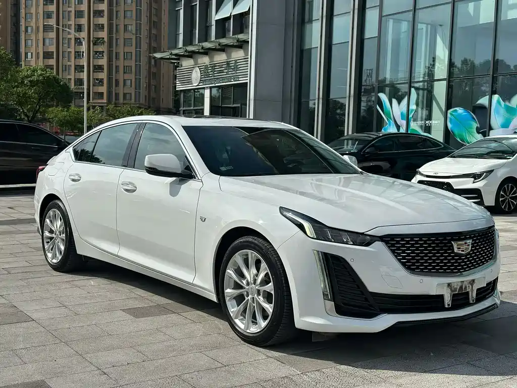 Cadillac CT5 — миниатюра 3