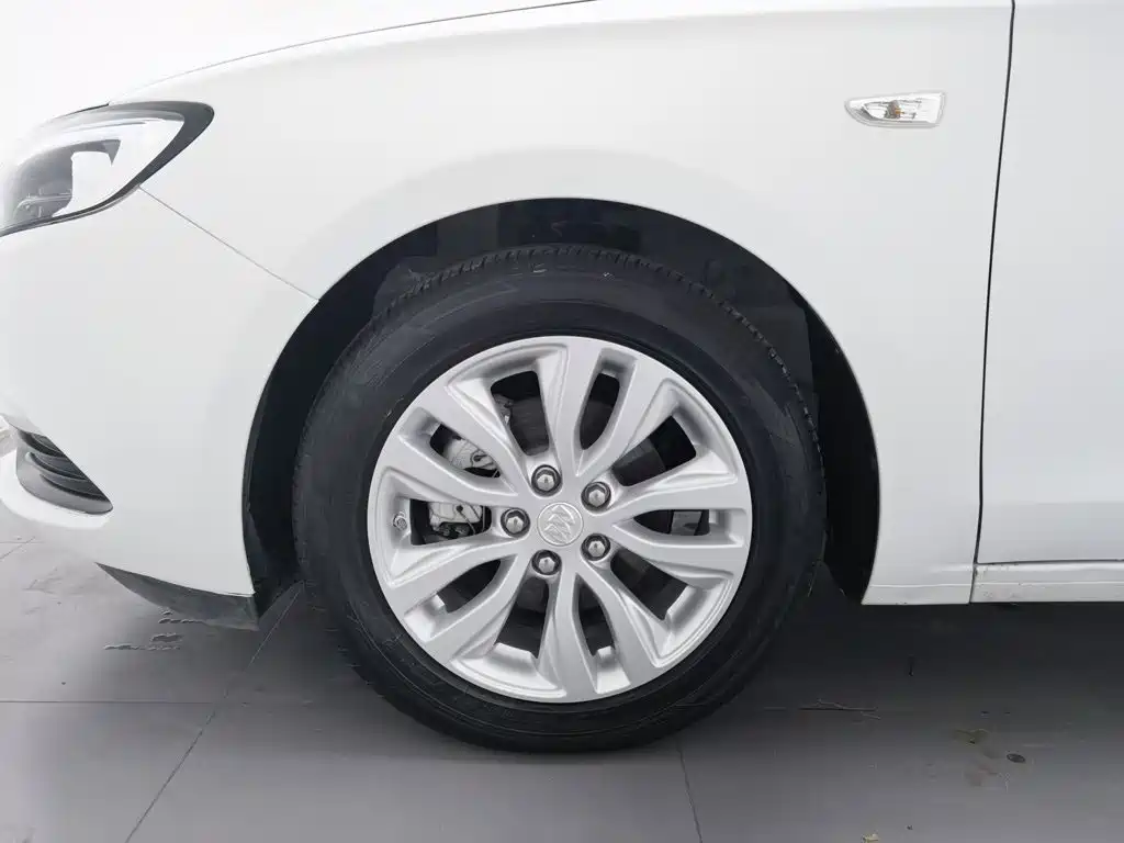 Buick Excelle — фотографии объявления, Фото 18