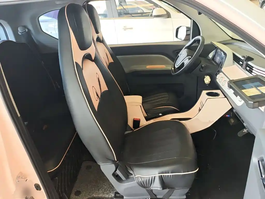 Wuling MINIEV — миниатюра 25