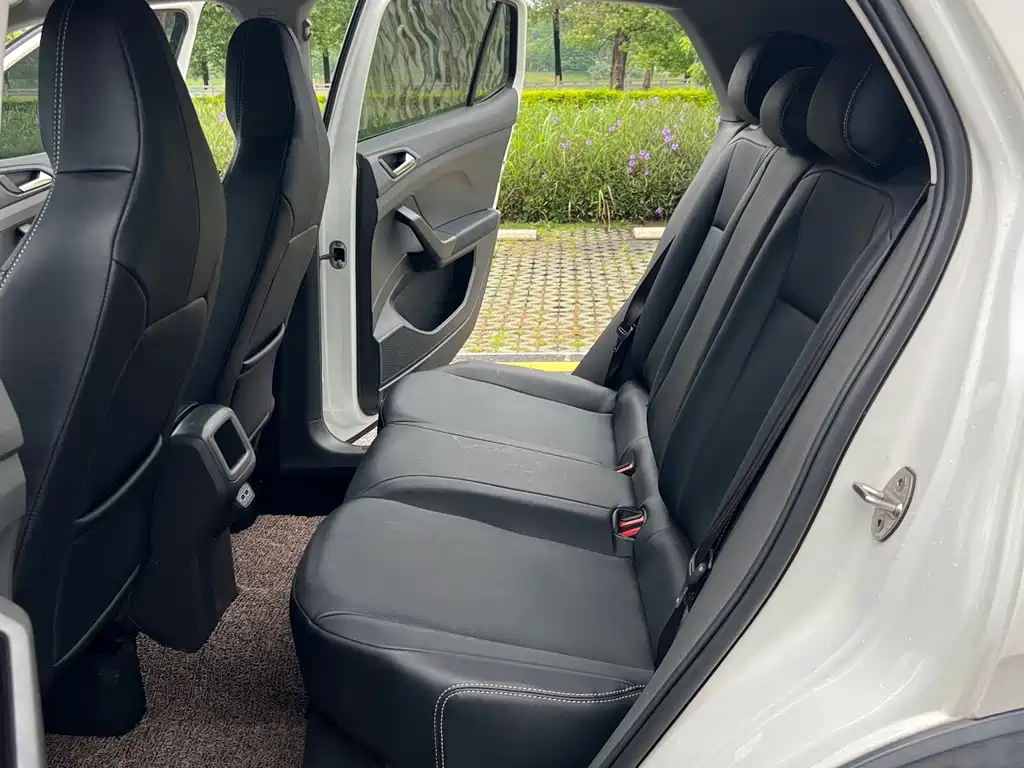 Volkswagen T-Cross — миниатюра 7