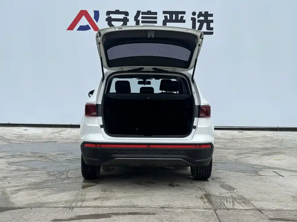 Jetta VS5 — миниатюра 8