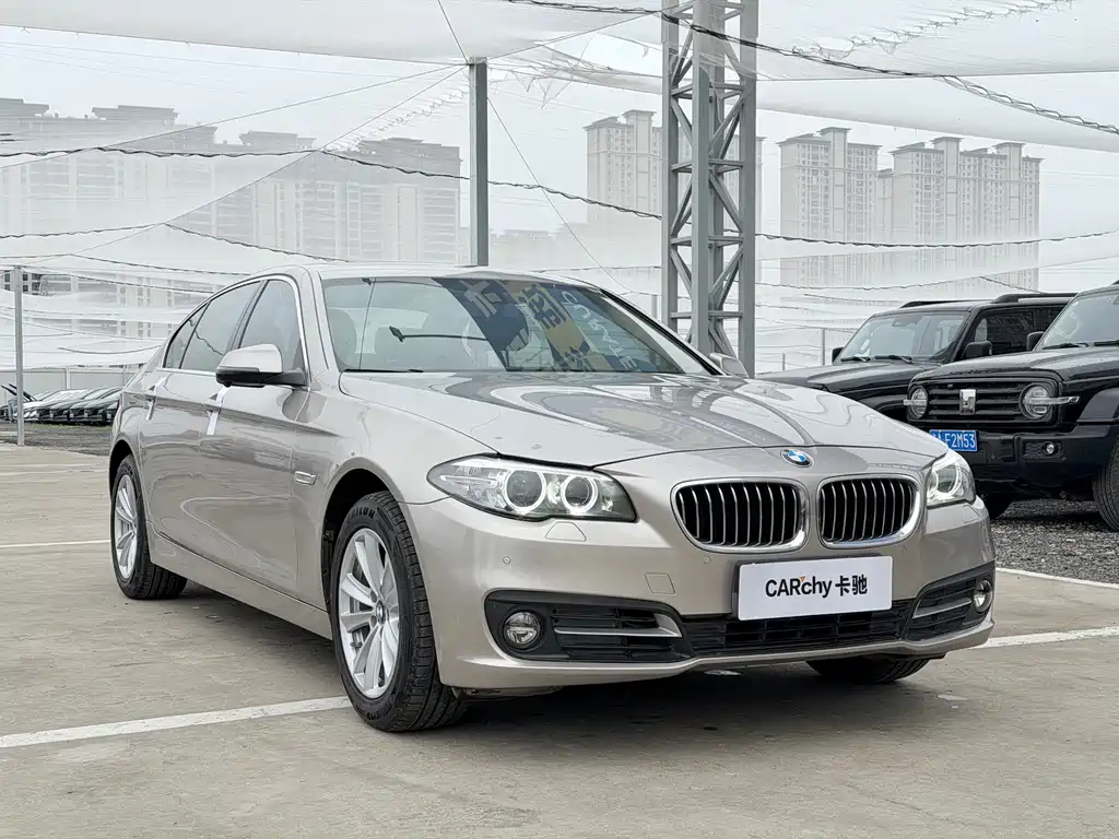 BMW 5 Series — миниатюра 3