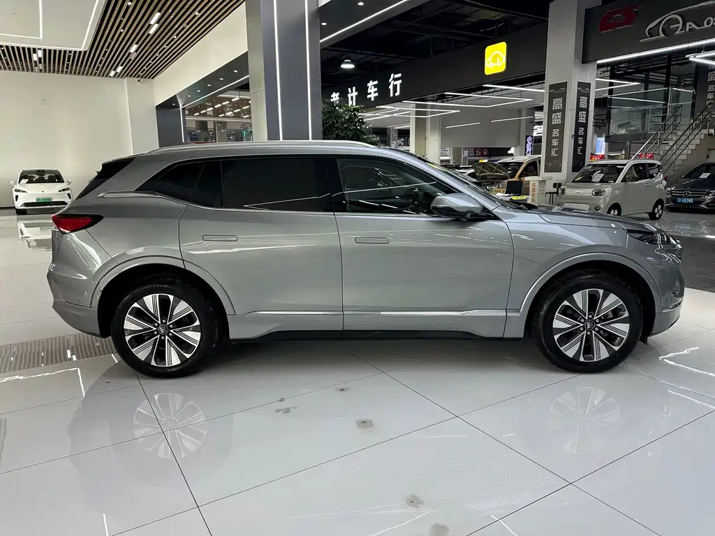 Buick E5 — миниатюра 21