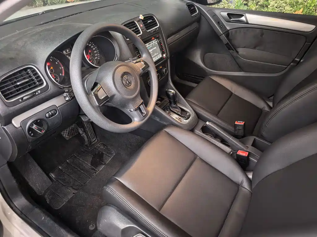 Volkswagen Golf — миниатюра 10