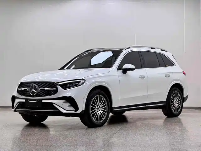 MERCEDES-BENZ  GLC 2024