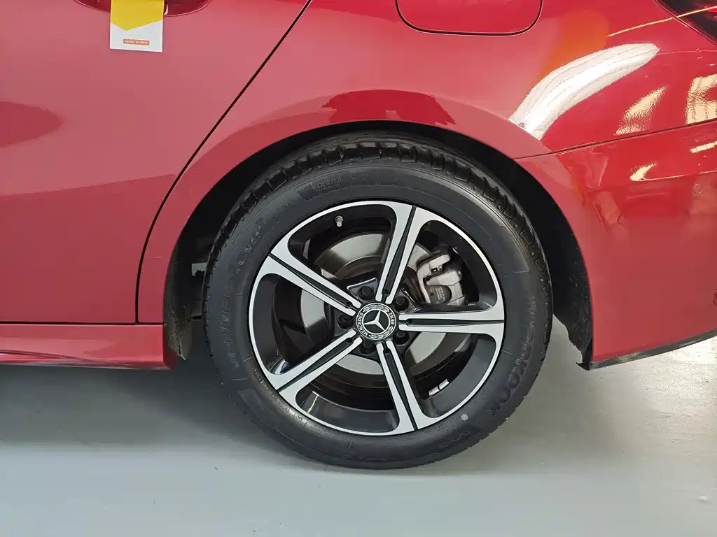 MERCEDES-BENZ A CLASS