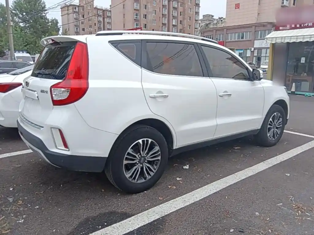 Geely Vision X6 — миниатюра 7