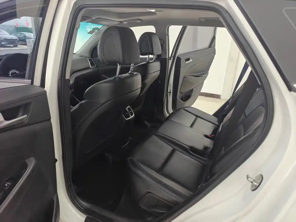 Hyundai Tucson — миниатюра 16