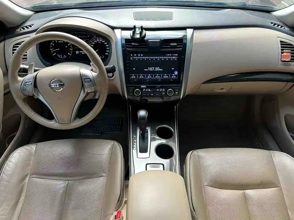 Nissan Teana — миниатюра 6