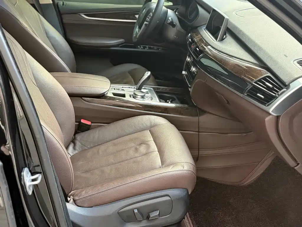BMW X5 (Import) — миниатюра 7