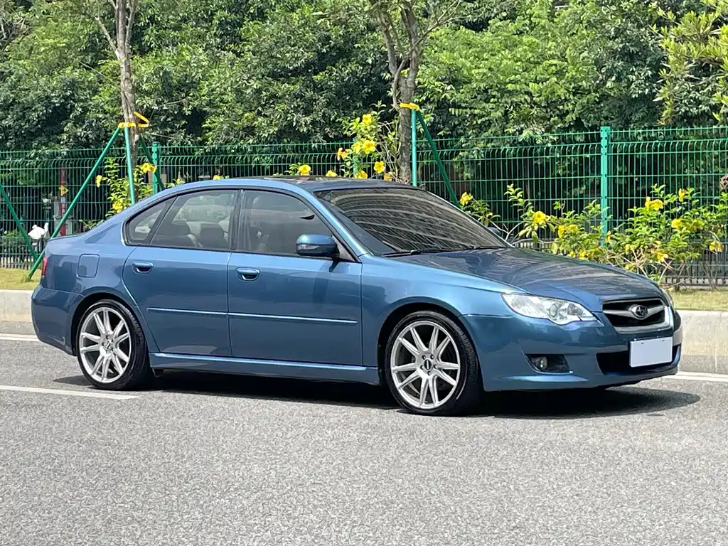 Subaru Legacy — миниатюра 4