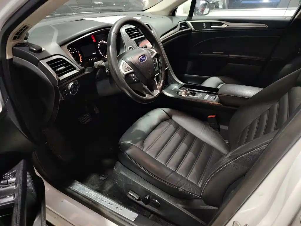 Ford Mondeo — миниатюра 15