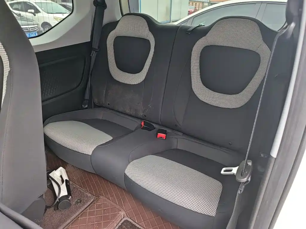 Wuling MINIEV — миниатюра 17