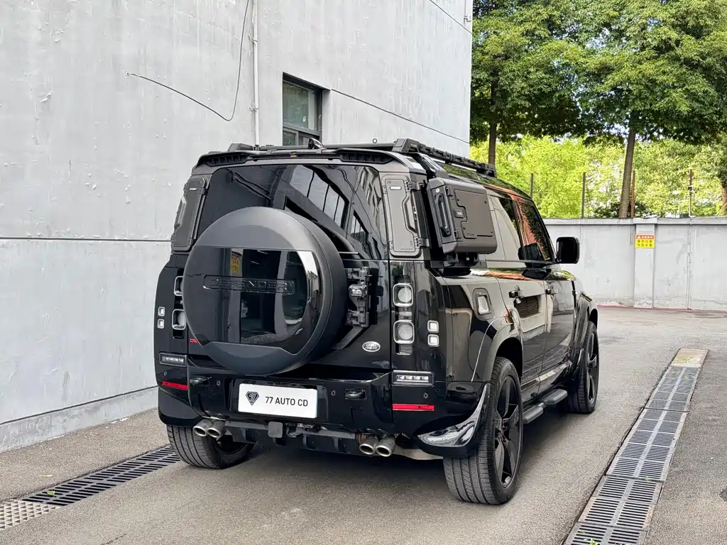 Land Rover Defender — миниатюра 5