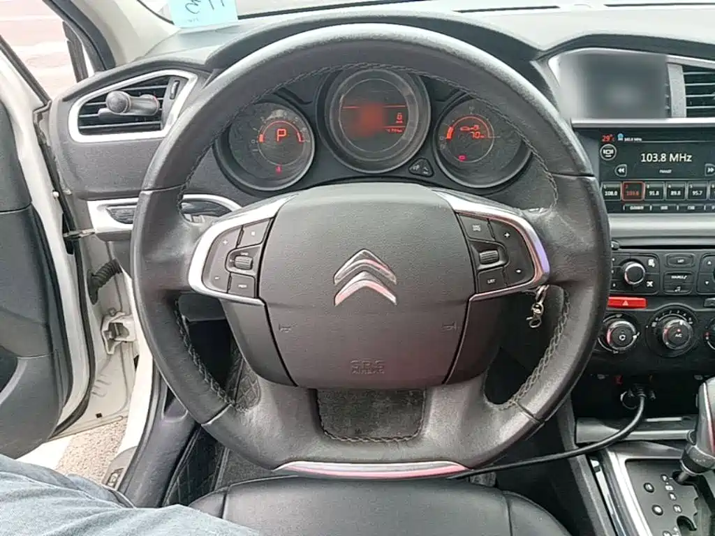 Citroen C4L — миниатюра 11