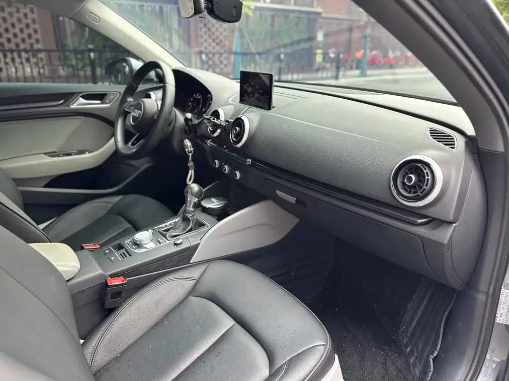 Audi A3 — миниатюра 11