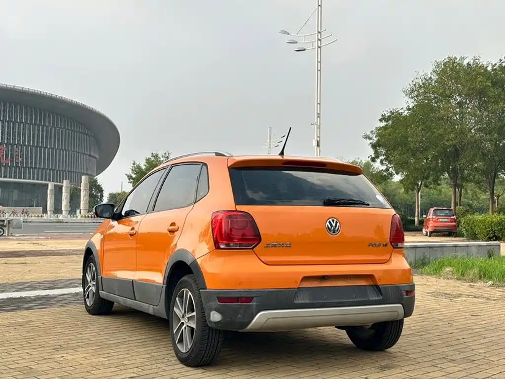 Volkswagen Polo — миниатюра 6