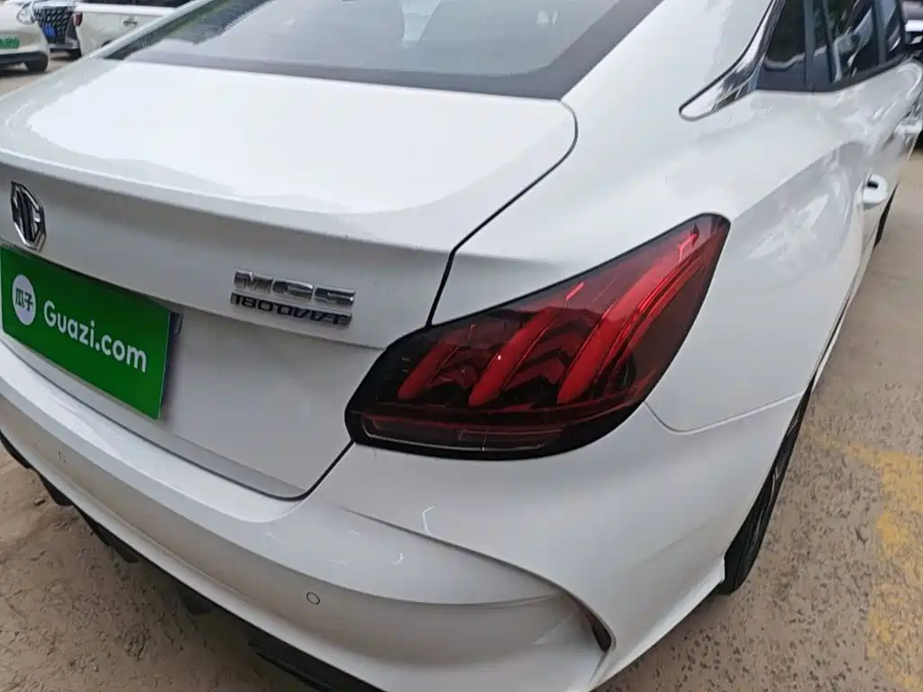 MG MG5 — миниатюра 8