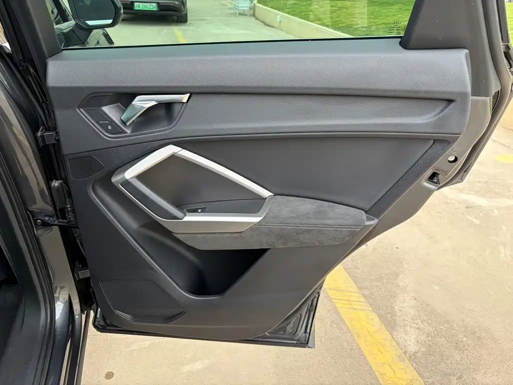 Audi Q3 — миниатюра 18