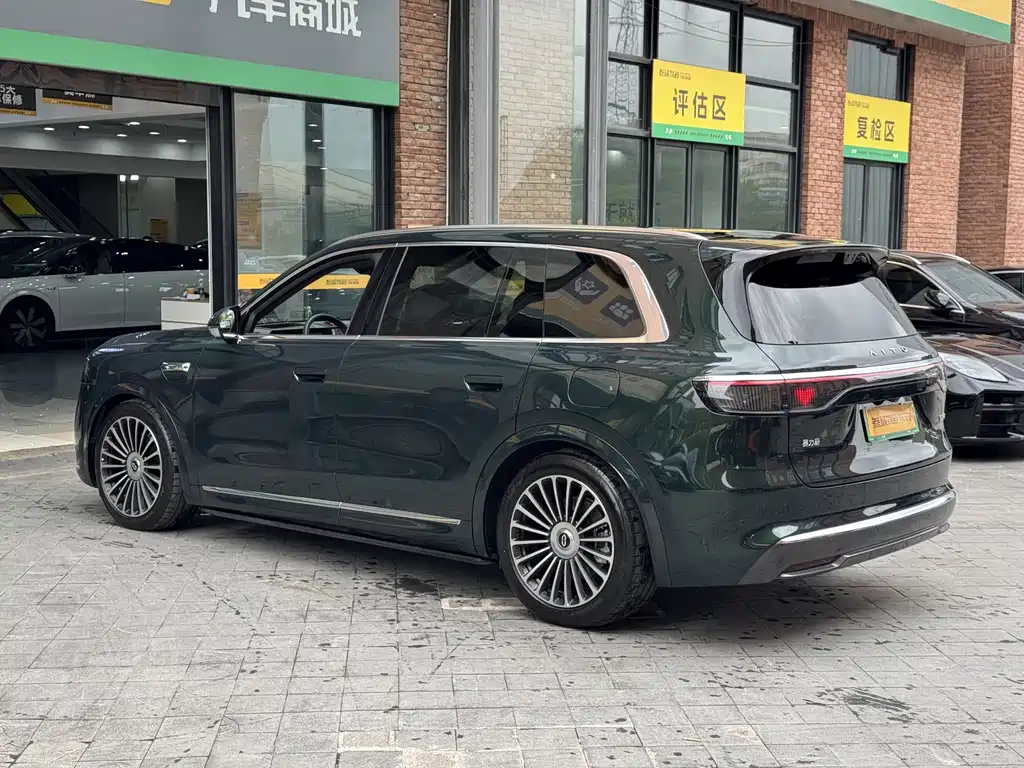 AITO AITO M8 — миниатюра 6