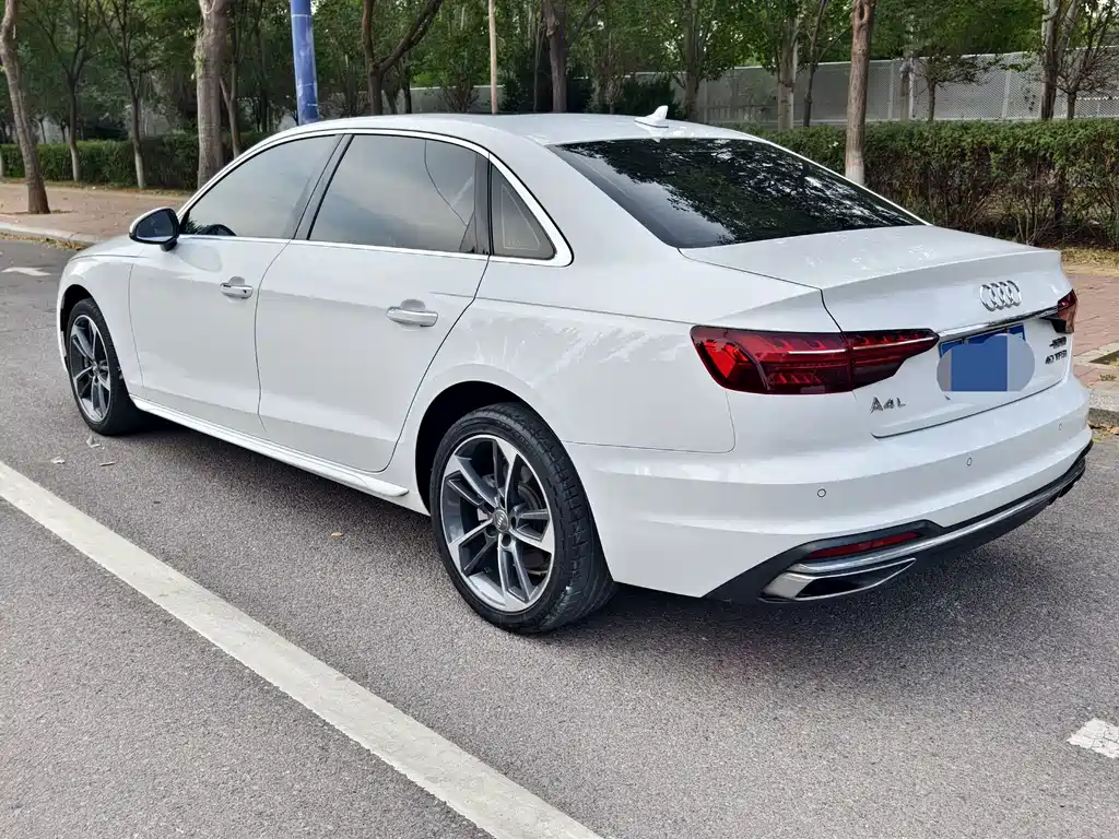 Audi A4L — миниатюра 4