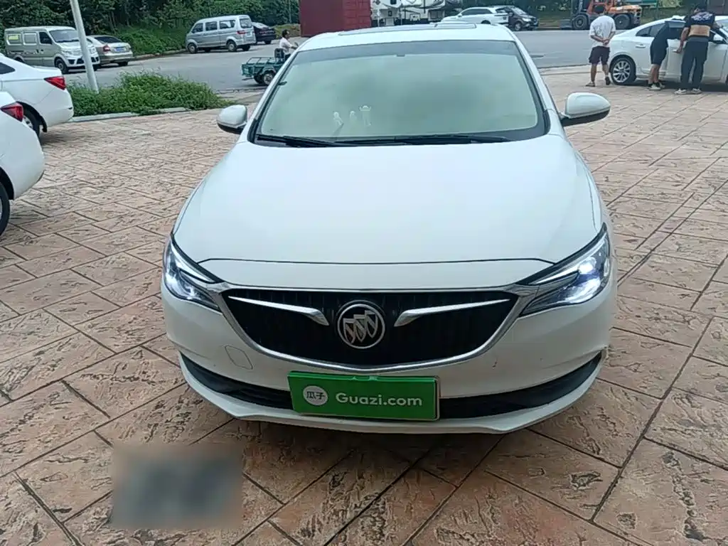 Buick Excelle — миниатюра 3