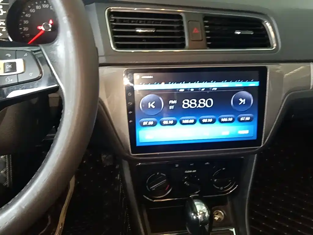 Volkswagen Lavida — миниатюра 13