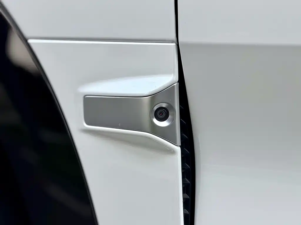 Zeekr 9X 2025 Ultra 70kWh мест