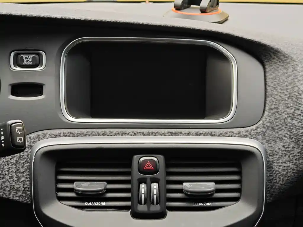 Volvo V40 — миниатюра 15