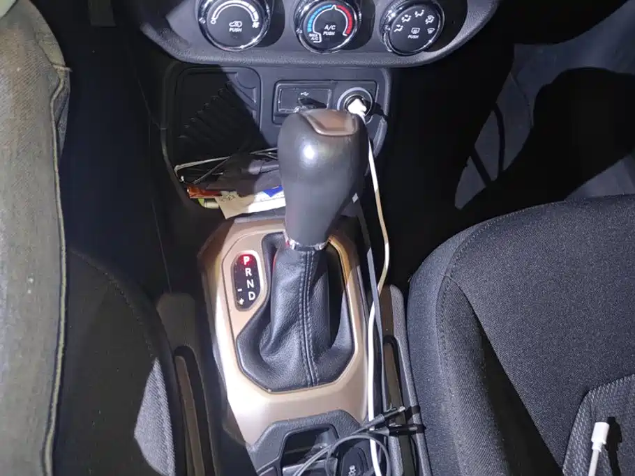 Jeep Renegade — миниатюра 16