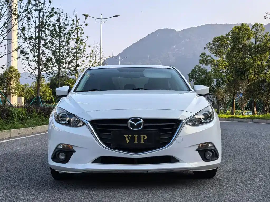 Mazda 3 Axela — миниатюра 2