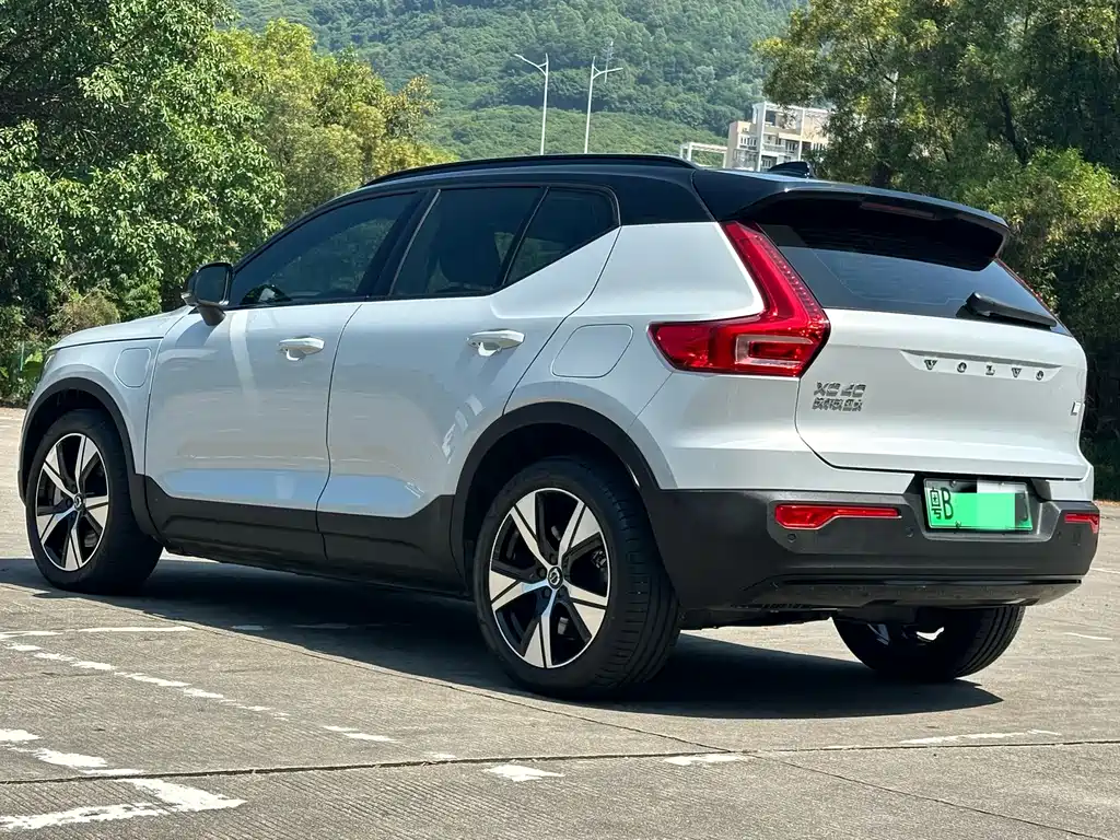 Volvo XC40 NEV — миниатюра 10