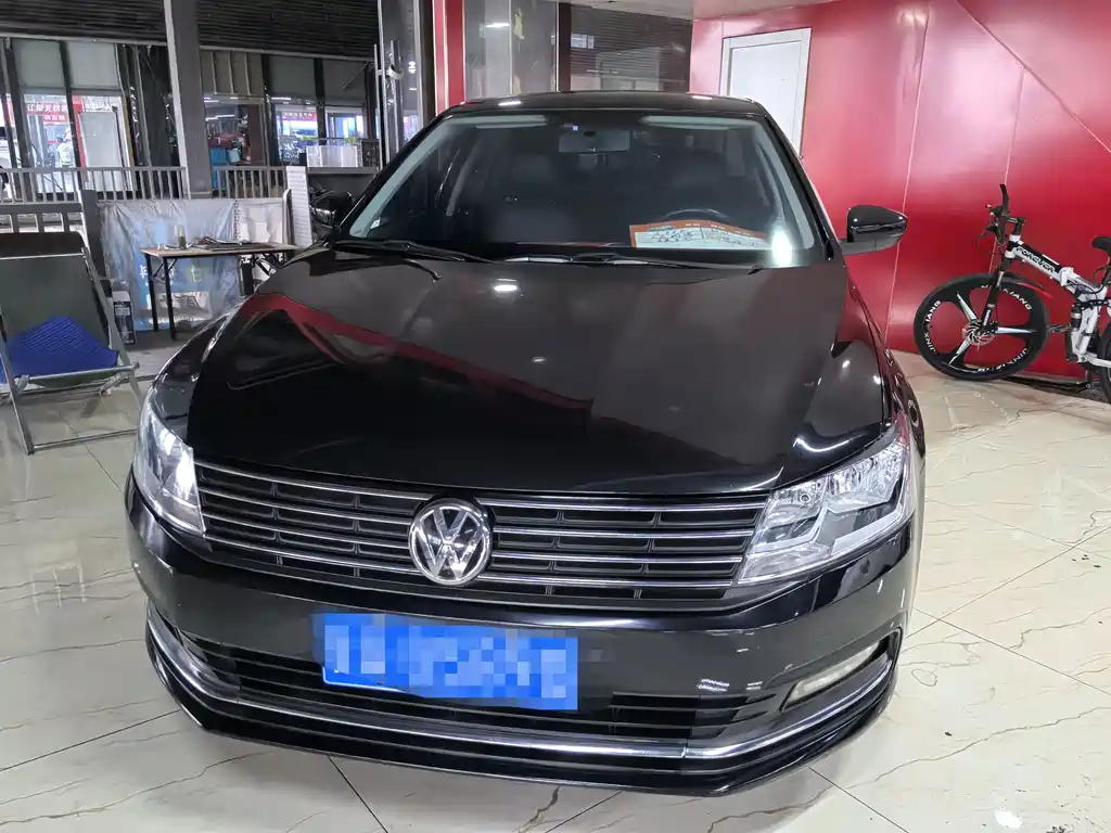 Volkswagen Lavida — миниатюра 2