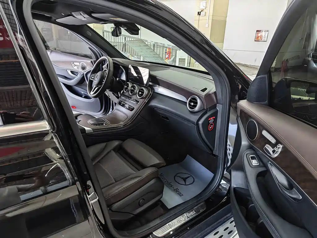 Mercedes-Benz GLC — миниатюра 7
