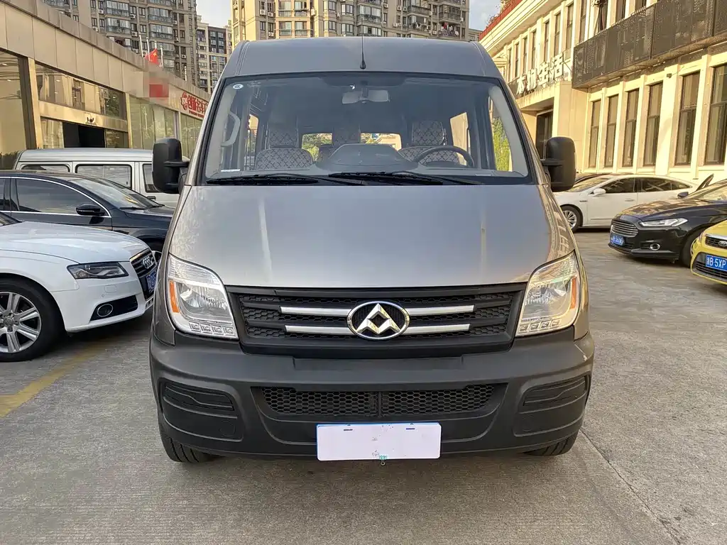 SAIC MAXUS XINTU V80