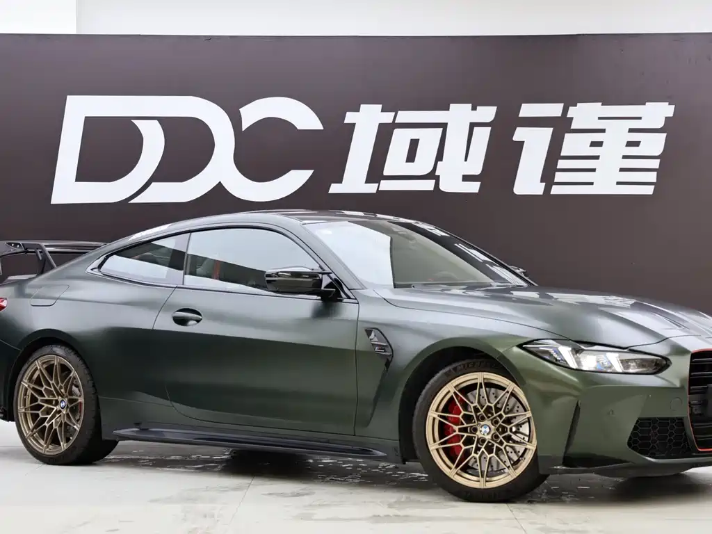 BMW M4 2025 M4