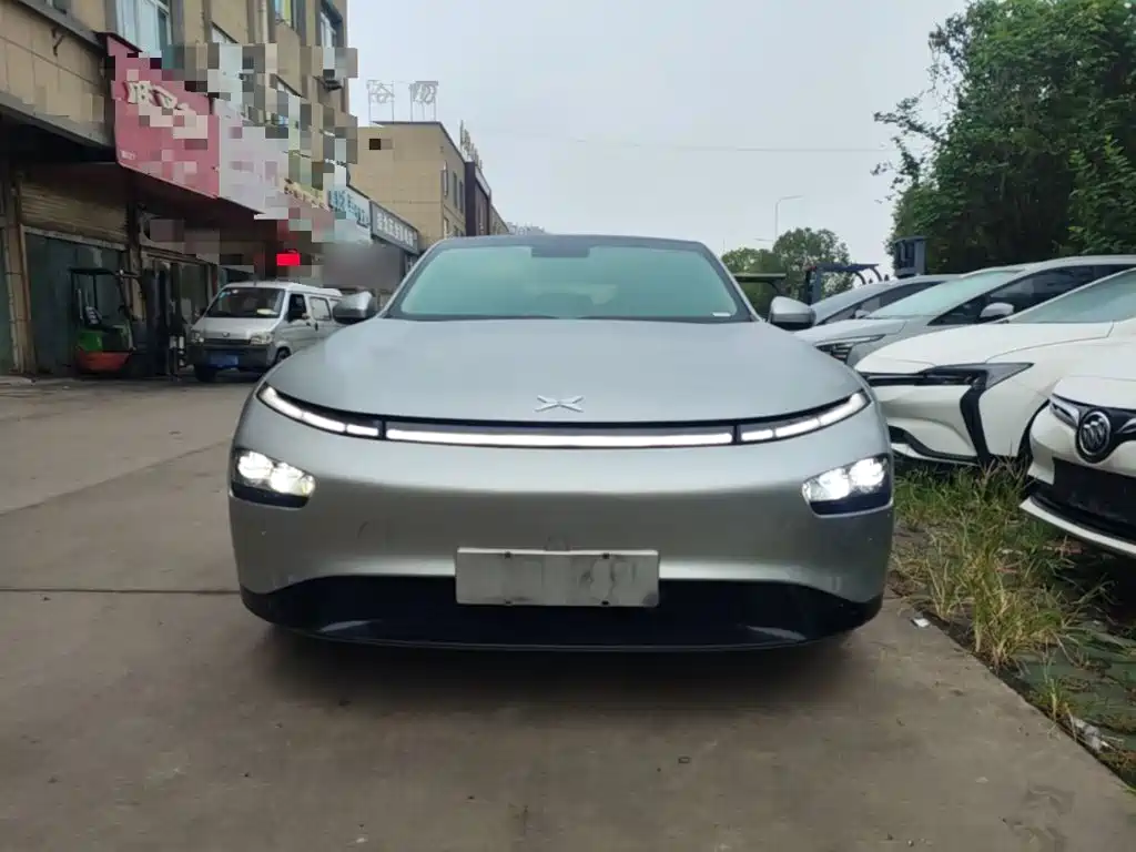 XPeng P7 — миниатюра 3