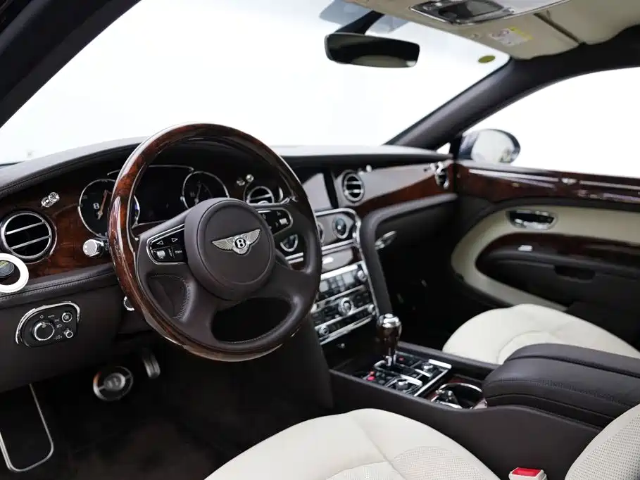 Bentley Mulsanne — миниатюра 6