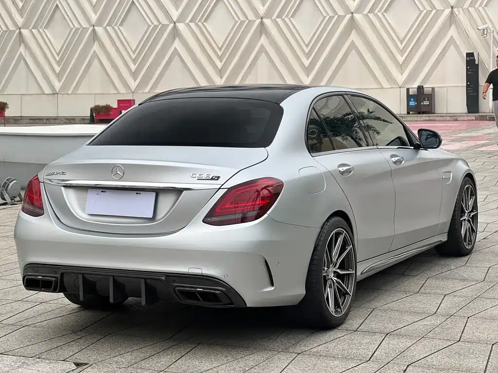 Mercedes-Benz C-Class AMG — миниатюра 6