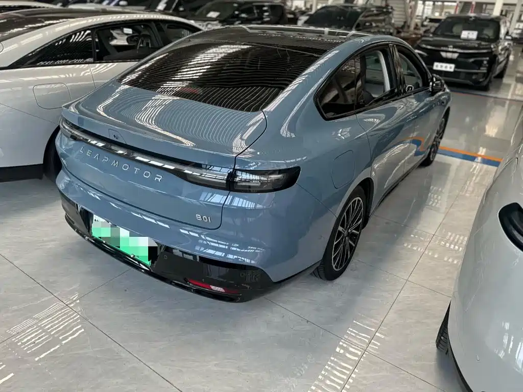 Leapmotor Leapmotor B01 — миниатюра 19