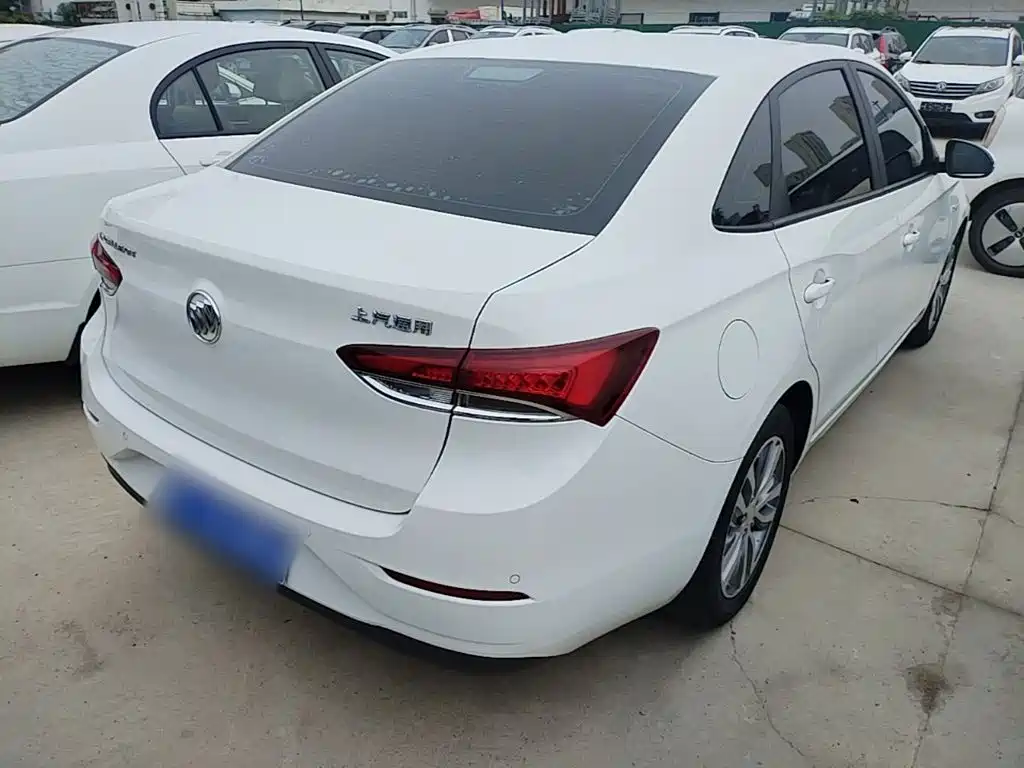 Buick Excelle — миниатюра 7