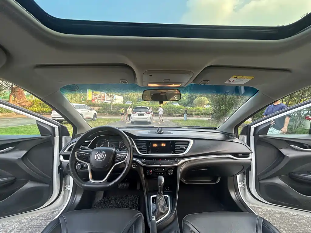 Buick Excelle — миниатюра 12