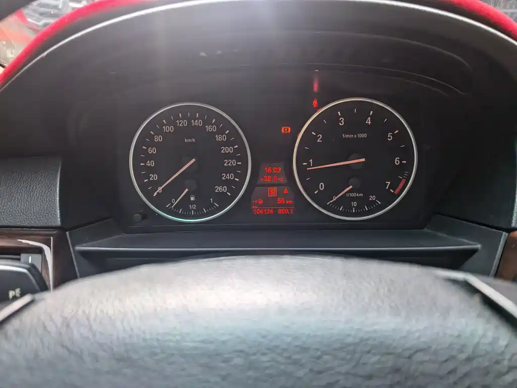 BMW 5 Series — миниатюра 11