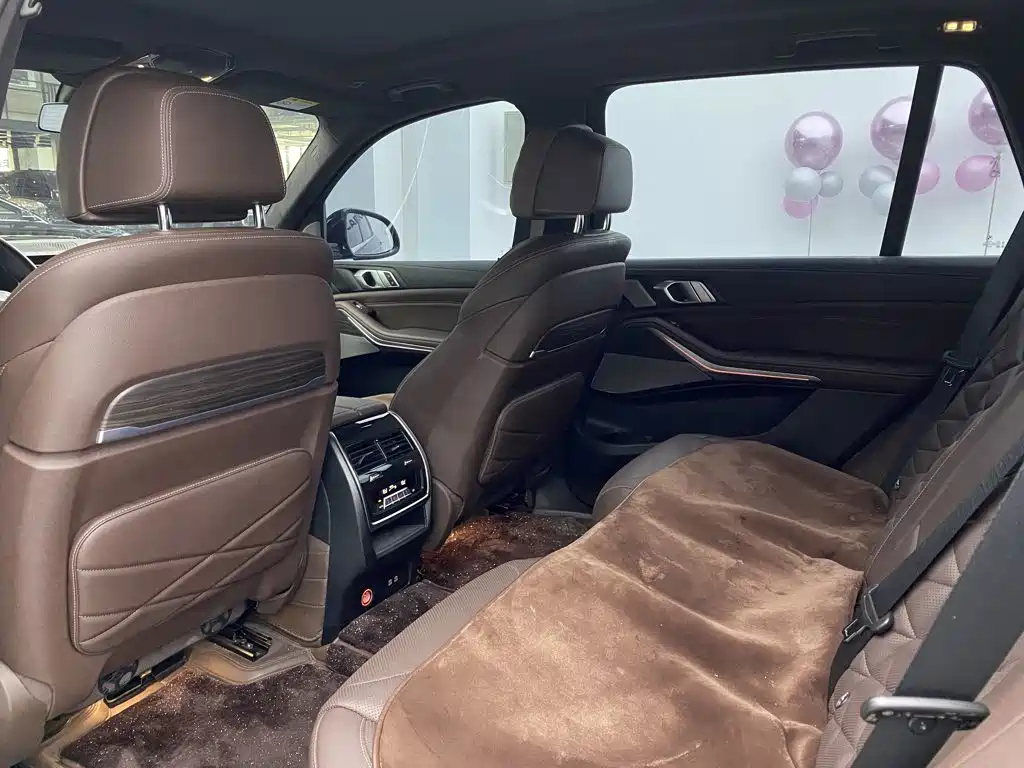 BMW X5 — миниатюра 11
