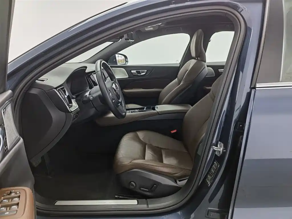 VOLVO S60 PLUG IN HYBRID