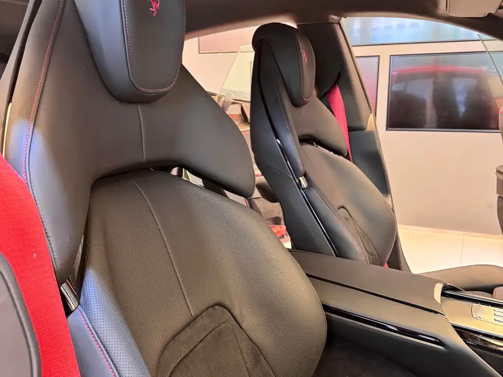 Ferrari Purosangue — миниатюра 11