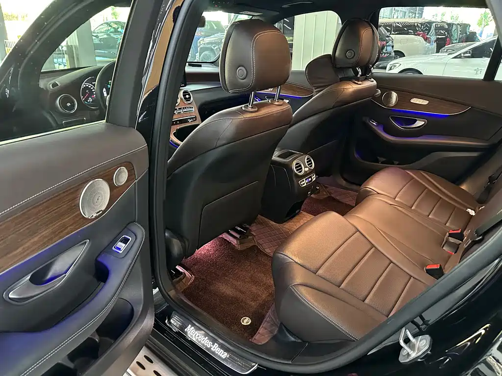 Mercedes-Benz GLC — миниатюра 10