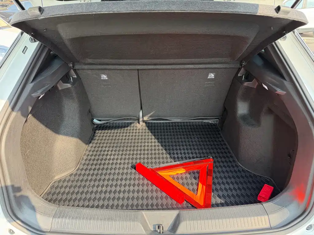 Volkswagen ID.4 X — миниатюра 12