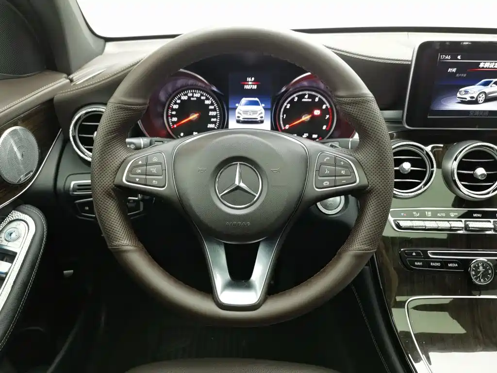 Mercedes-Benz GLC — миниатюра 11